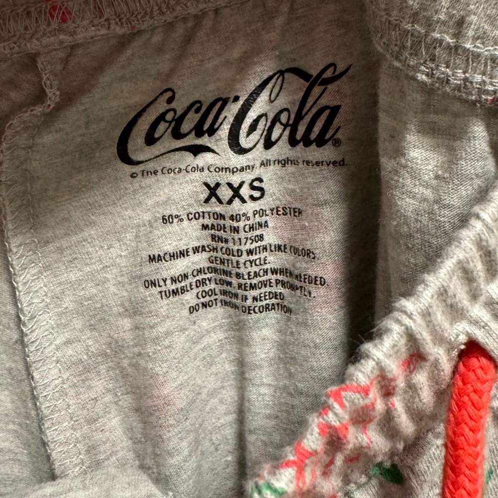 Cherry Coke pants with red drawstring - Picture 4 of 5